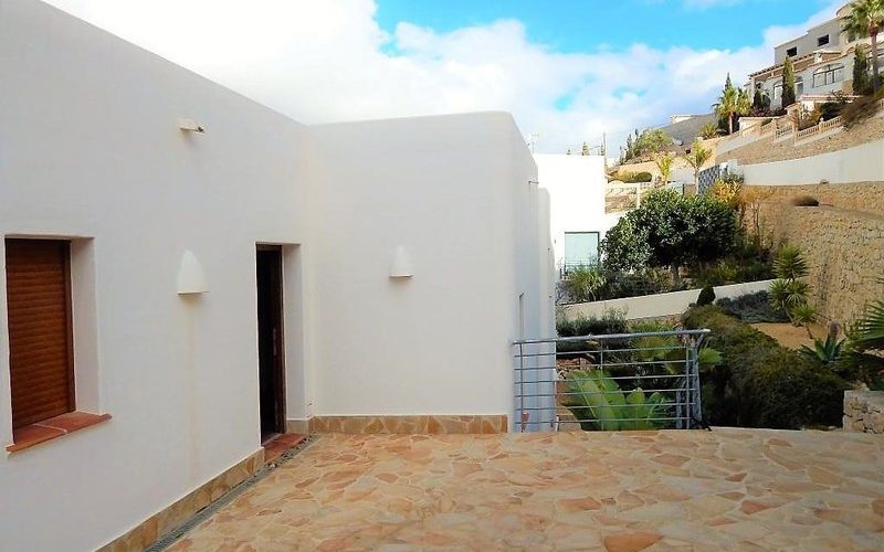 VERKOCHT | Mediterraanse villa van hoge kwaliteit te koop in El Portet | Moraira |