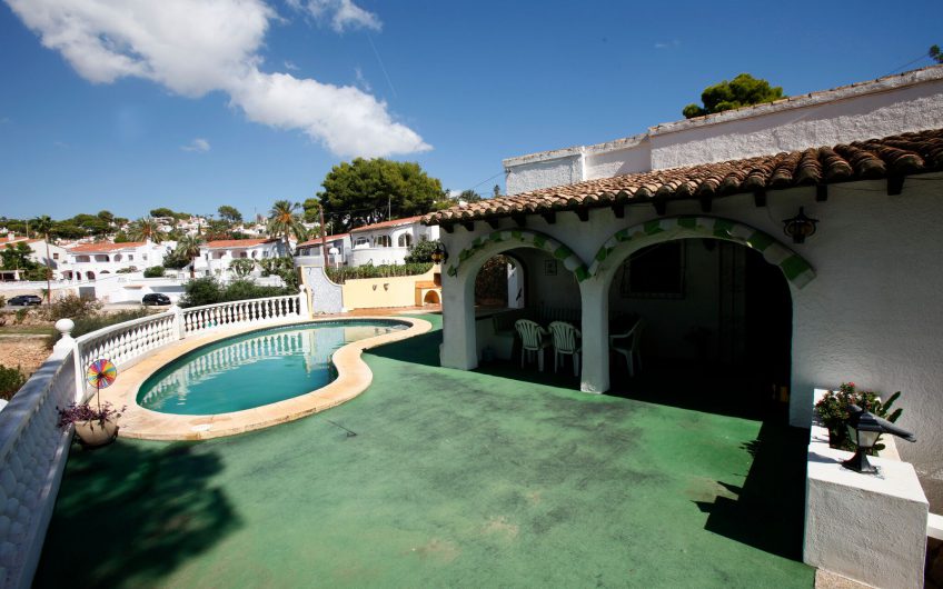Villa op toplocatie te koop Benissa Moraira Costa Blanca scherpe prijs