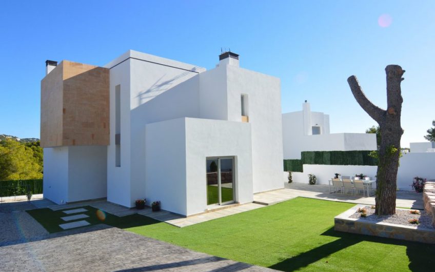 Aanbieding villa te koop omgeving Moraira sleutelklaar 4 slaapkamers
