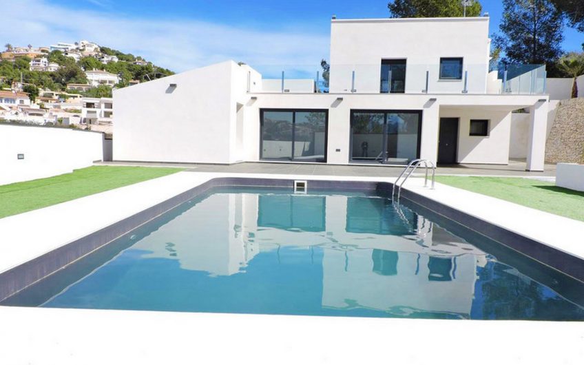 Villa dichtbij Moraira centrum te koop | Extra´s inbegrepen