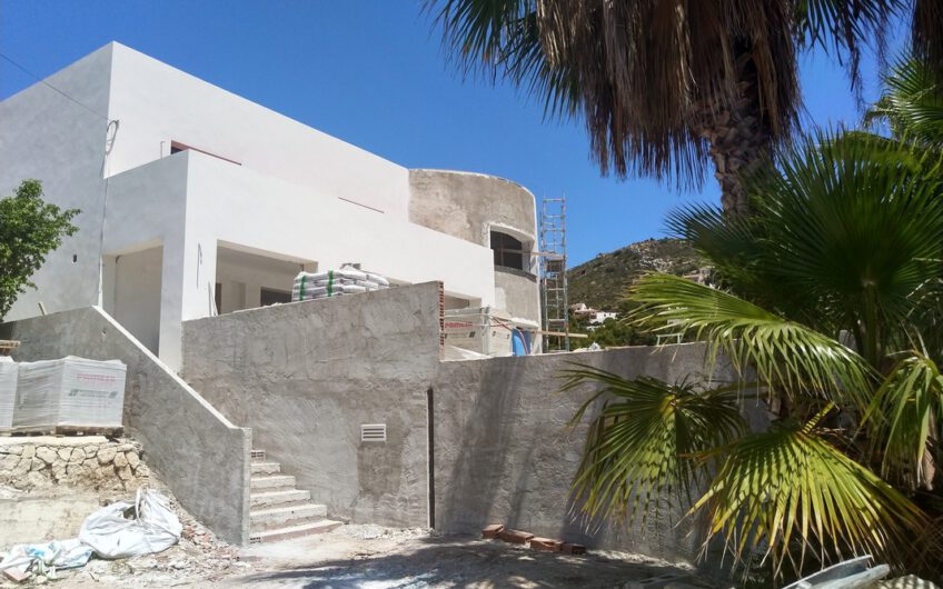 Villa Ibiza stijl el Portet Moraira te koop