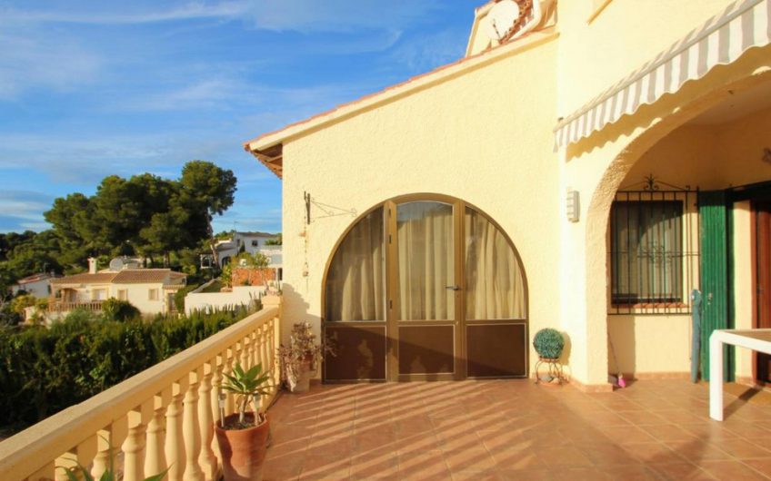 Villa voor renovatie in Pla del Mar Moraira