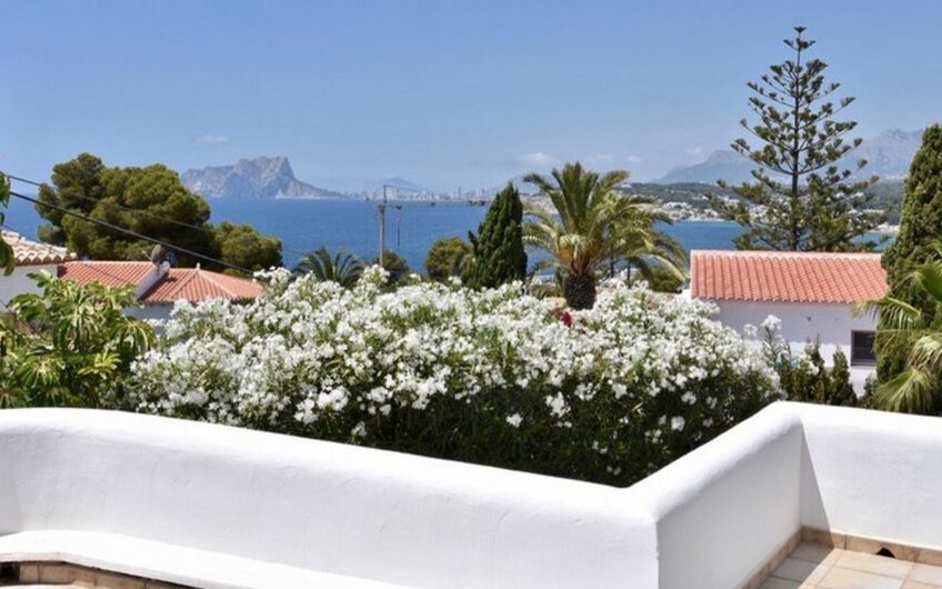 Ibiza stijl villa Pla del Mar Moraira te koop