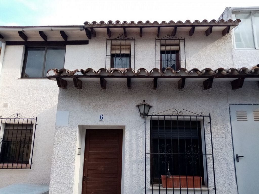 leuk huisje in moraira te koop