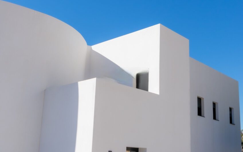 Grote villa bij strand el Portet in Moraira te koop | VERLAAGD IN PRIJS