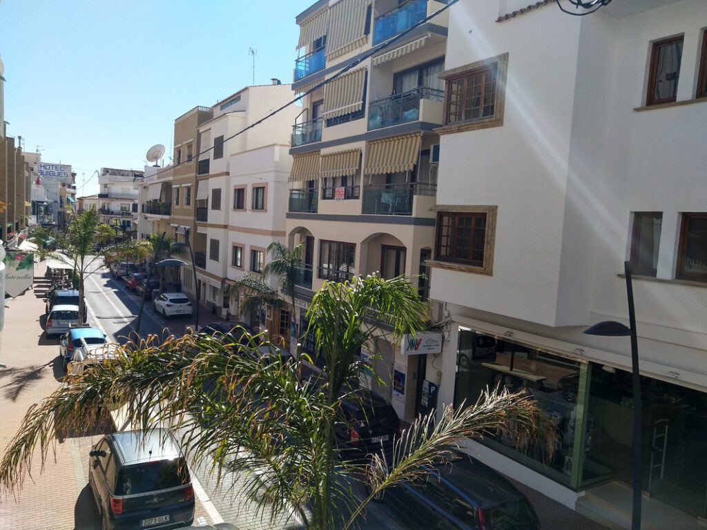 goedkoop appartement Moraira centrum te koop