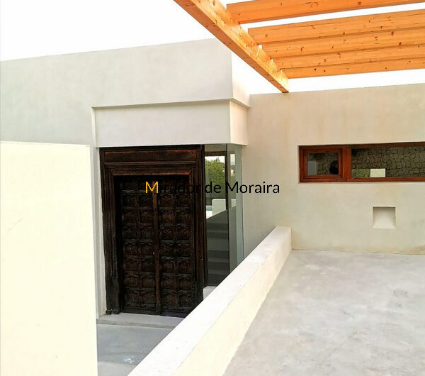 Villa in Ibiza stijl in Moraira te koop | VERKOCHT