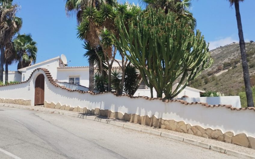 Villa op hoekkavel el Portet Moraira – Valle del Portet met zeezicht